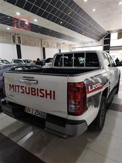 ميتسوبيشي L200